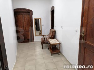 Casa 4 camere, 117 mp, in Cetatea Sighisoarei - imagine 4