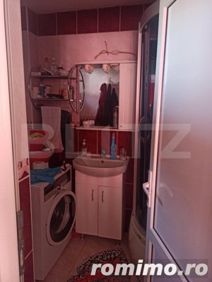 Casa cu 3 camere, 675mp, zona Sangeorgiu - imagine 4