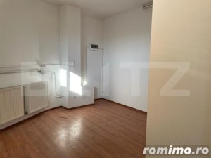 Casa cu 10 camere, 300mp, Centru - imagine 19