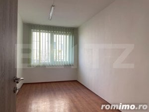 Casa cu 10 camere, 300mp, Centru - imagine 12