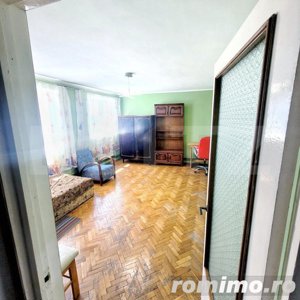 Apartament 2 camere, 70 mp, zona Rovinari - imagine 8