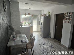 Apartament 3 camere, decomandat, zona Turnisor - imagine 2