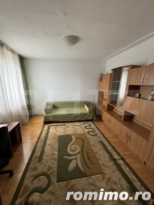 Apartament de 2 camere în  Bartolomeu - imagine 2