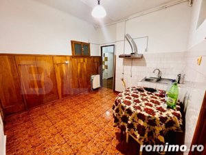 Investiție! Apartament 4 camere, 2 băi, 2 parcări, 2 beciuri Ultracentral - imagine 13