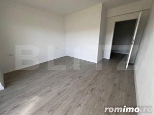 Apartament 3 camere , decomandat 85 mp + terasa panoramica la soare 20 mp  - imagine 4