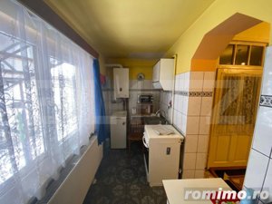 Casa de 284 mp, impartit in 3 apartamente, teren 503 mp, Grivitei Comision 0%! - imagine 4