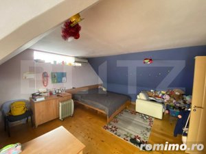 Casa de 284 mp, impartit in 3 apartamente, teren 503 mp, Grivitei Comision 0%! - imagine 13