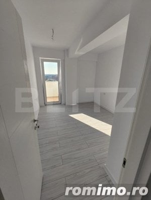 Penthouse 3 camere, 75 mp, 30 mp terasa , Valea Lupului - imagine 2