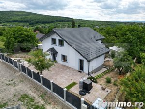 Casa 5 camere in Barnova, 150 mp utili si 1000 mp teren - imagine 2