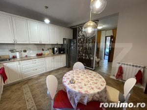 Vila, 5 camere, 203 mp, zona Tatarasi - imagine 9