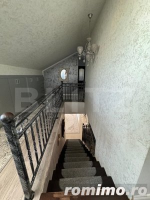 Penthouse ,4 camere , 177 mp , zona centrala ,Radauti - imagine 6