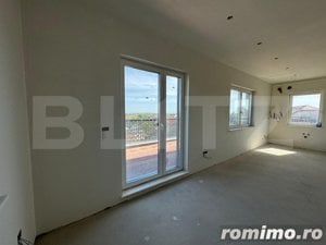 Apartament 4 camere, ultracentral ,bloc nou, lift,  105mp utili,  Radauti - imagine 4