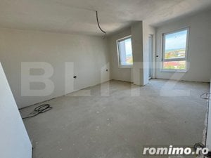 Apartament 4 camere, ultracentral ,bloc nou, lift,  105mp utili,  Radauti - imagine 9