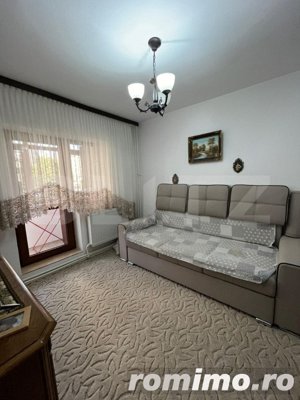 Apartament 3 camere, 90 mp,etaj intermediar, cartier Burdujeni - imagine 2