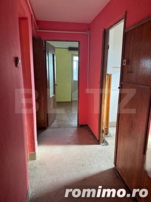 Apartament 2 camere, renovabil, in centrul orasului Radauti - imagine 4