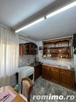 Apartament 3 camere, 90 mp,etaj intermediar, cartier Burdujeni - imagine 4