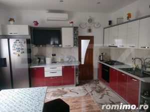 Casa cu 8 camere ,mobilata si utilata zona Marginea, Radauti - imagine 15