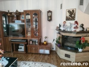 Casa cu 8 camere ,mobilata si utilata zona Marginea, Radauti - imagine 9