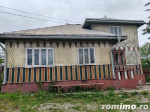 Casa batraneasca 95 mp, teren 1900mp, Stroiesti  - imagine 4