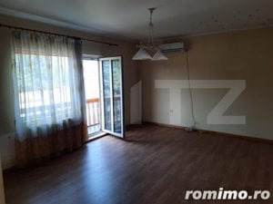 Casa individuala , 7 camere ,490 mp utili si 1200 mp teren zona Itcani - imagine 8