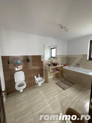 Ocazie! Casă individuală, 3 dormitoare, 375mp, teren plus garaj, zona Burdujeni - imagine 8