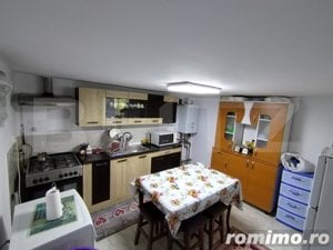 Vilă cu 4 camere in zona Pucioasa - imagine 10