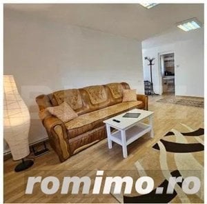 Casa familială renovată, 2 camere, 60mp, teren 320mp, Central - imagine 8