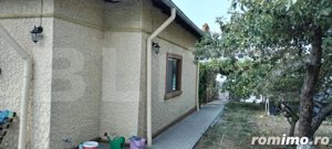 Casa familială renovată, 2 camere, 60mp, teren 320mp, Central - imagine 2