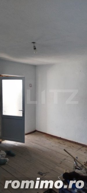 Casa de vanzare , 3 camere, 80mp 1100mp teren , zona Ungureni - imagine 5