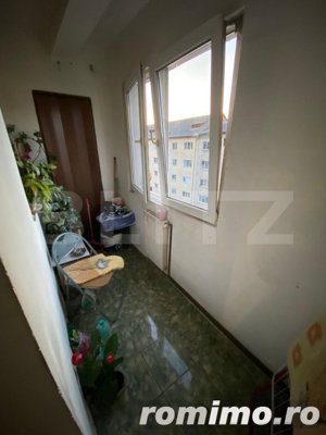 Apartament 3 camere, 38 mp, balcon, zona Decebal  - imagine 4