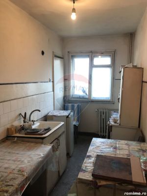 Apartament de vânzare 2 camere decomandat, zona Lebăda - imagine 3