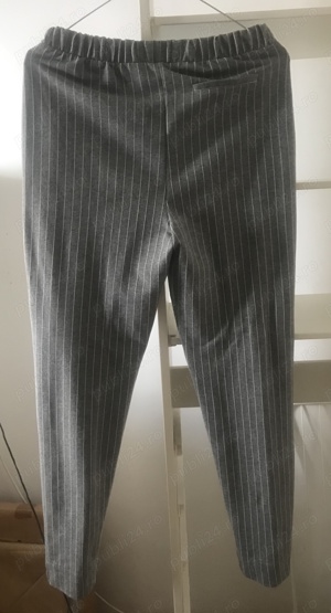 Vând pantaloni gri Pull& Bear - imagine 3