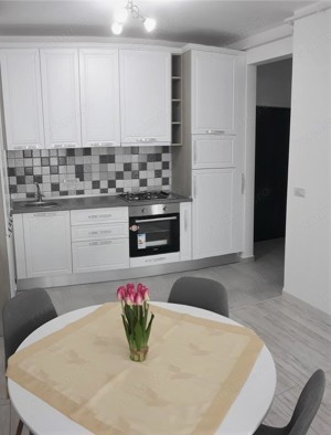 Apartament 2 camere de Inchiriat zona Baba Novac  - imagine 2