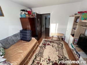 Apartament de 3 camere, decomandat,  în zona Pelendava - 1 Mai - imagine 7