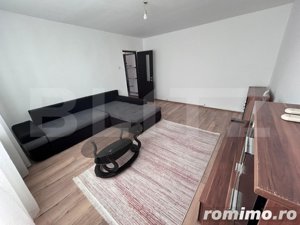 Apartament cu 3 camere, 72 mp utili, cartier Rovine - imagine 2