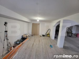 Apartament la gri, zona centrala, 164 mp2 utili - imagine 3