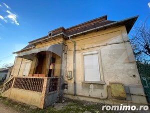 Apartament in casa boiereasca cu drept de folosinta asupra 333 mp teren