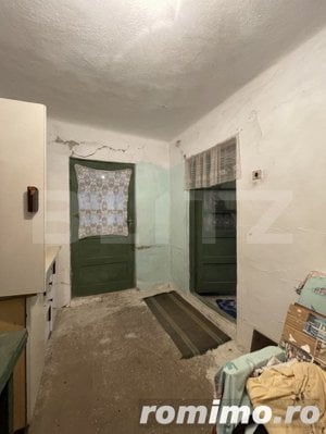 Casa bătrânească, 3055 mp teren, zona Plesoi (accepta schimb) - imagine 6