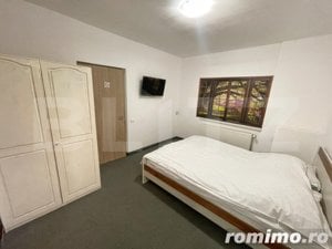 Casa 200mp, 6 camere cu bai proprii, curte proprie, zona Ciuperca