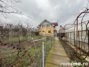 Casa P+M 182 mp utili, 620 mp teren, Simnicul de Jos