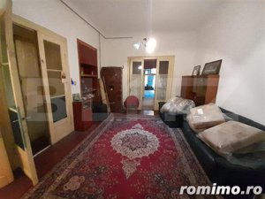 Apartament 3 camere, semidecomandat, 70 mp, zona Centrala  - imagine 3