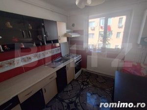 Apartament 2 camere,44mp,semidecomandat,etaj 3,zona centrala,oras Beclean - imagine 4