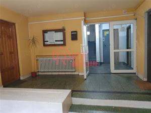 Vanzare apartament 3 camere, 70 mp, etaj 5, Avrig, Mihai Bravu, Bucur Obor - imagine 19