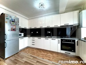 Apartament cu 3 camere ,semidecomandat, 51 mp, zona Stejarului - imagine 7