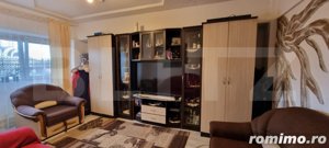 Apartament 2 camere, zona Micro15 et.2/4 - imagine 7