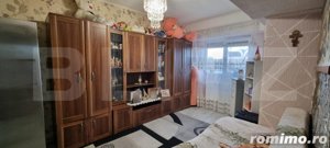 Apartament 2 camere, zona Micro15 et.2/4 - imagine 18