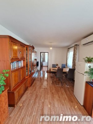 Apartament mobilat si utilat, 3 camere, gradina de 80 mp, zona Sub Cetate - imagine 3