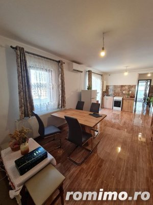 Apartament mobilat si utilat, 3 camere, gradina de 80 mp, zona Sub Cetate - imagine 2