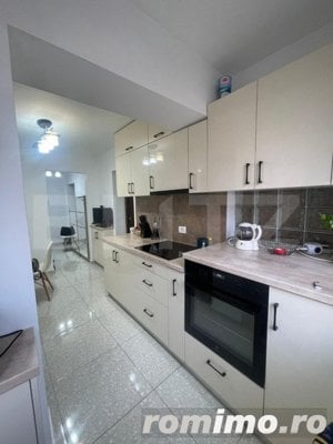 Apartament 3 camere, decomandat, zona Centrala, 70mp