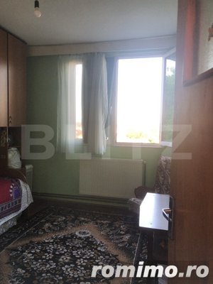 Apartament de vanzare  3 camere zona  Carpati 1 , etaj 3 /4 - imagine 3